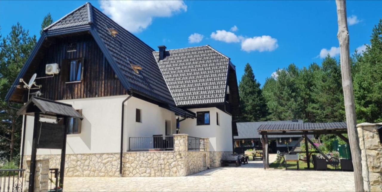 House Maka Hotel Rudanovac Luaran gambar