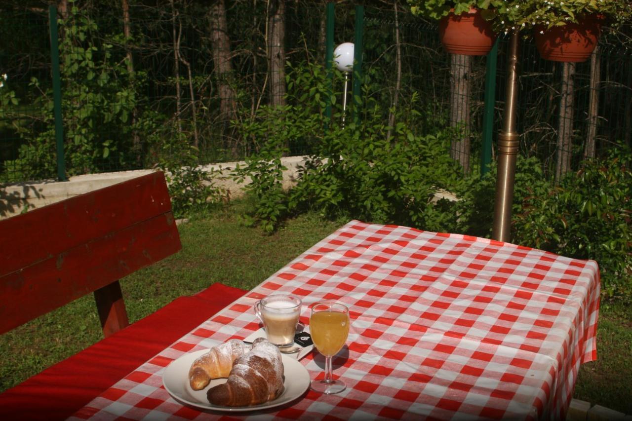House Maka Hotel Rudanovac Luaran gambar