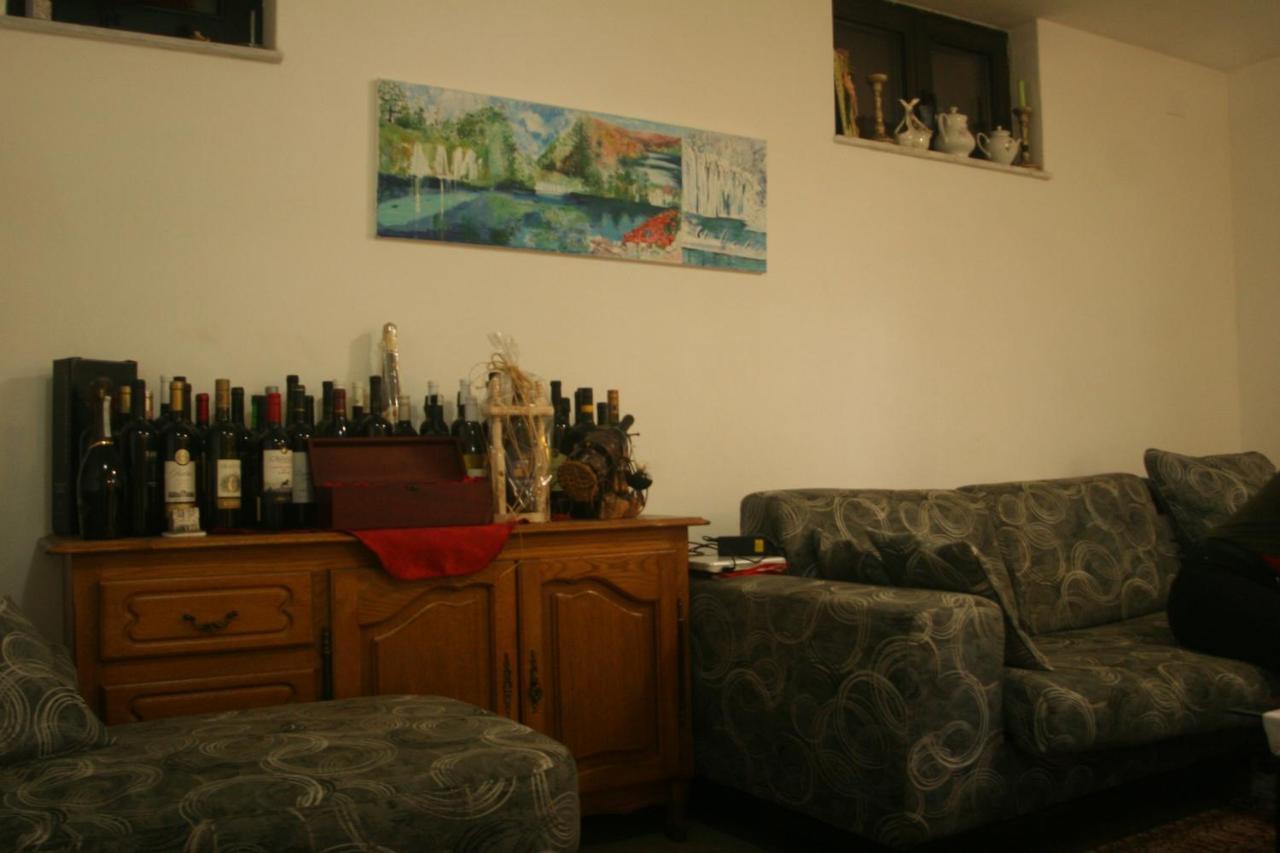 House Maka Hotel Rudanovac Luaran gambar